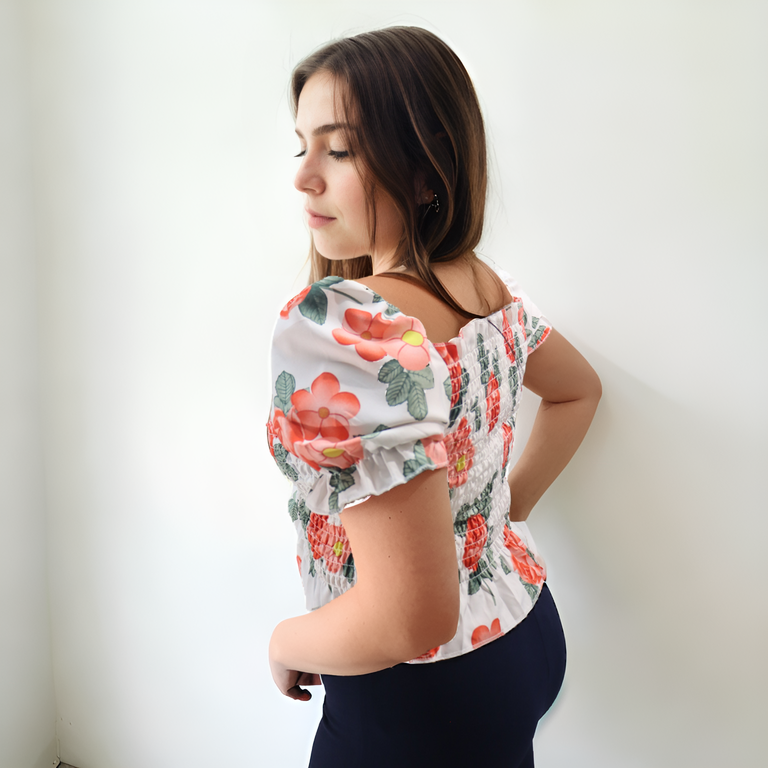 Blusa con estampado Floral Blanco con Salmón