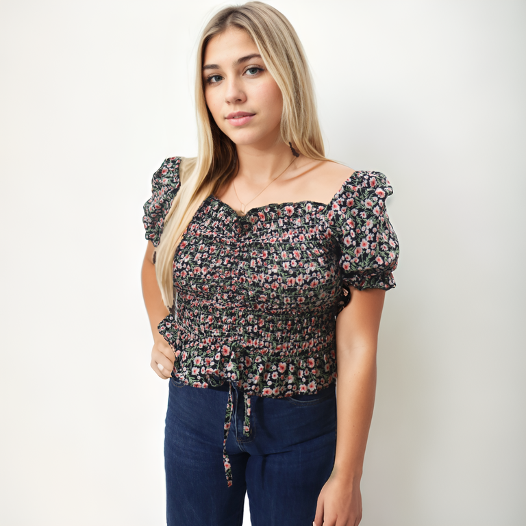 Blusa con estampado Floral Negro